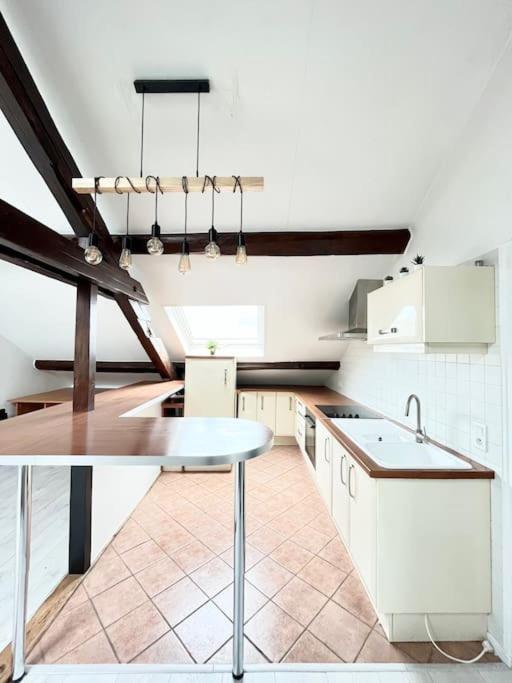 Dubai - Bel Appartement A Reims Ngoại thất bức ảnh